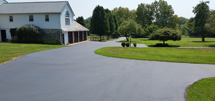 Asphalt Sealing For Residential and Commercial Properties