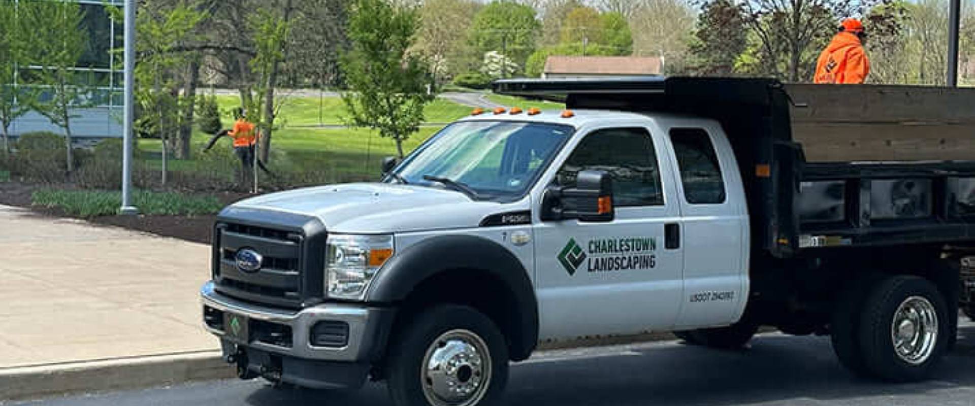 professional landscaping services in colonial way pa